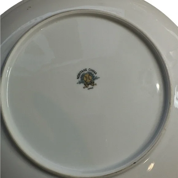 Vintage china from Japan Noritake china 1386 it comes with 1 serving dish 14” x
